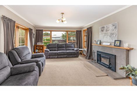 Photo of property in 32 Horton Place, Avondale, Christchurch, 8061