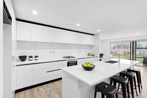 Photo of property in 77 Valley Road, Pukekohe, 2120