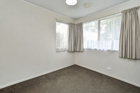 Photo of property in 20 Hyperion Drive, Randwick Park, Auckland, 2105