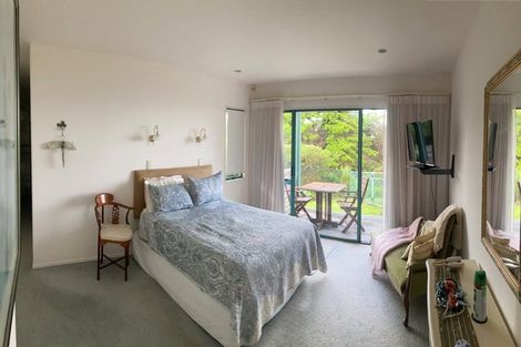 Photo of property in 4 Savoy Road, Orewa, 0931