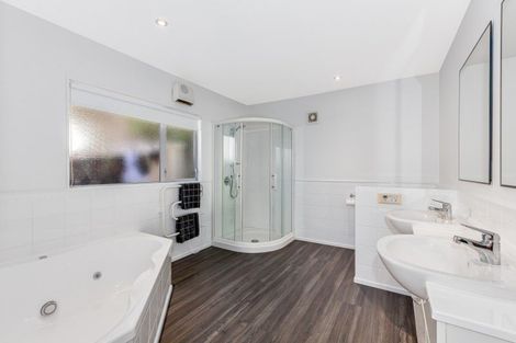 Photo of property in 40 The Masthead, Whitby, Porirua, 5024