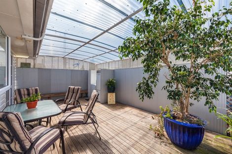 Photo of property in 56 Tiraumea Drive, Pakuranga, Auckland, 2010