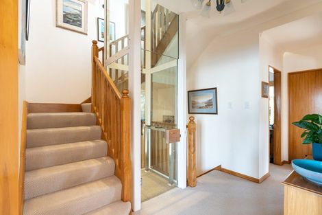 Photo of property in Mt Carmel Mews, 12/9 Arawa Road, Hataitai, Wellington, 6021