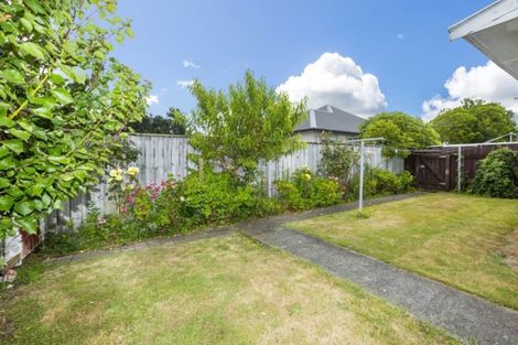 Photo of property in 3/4 Henry Street, Ebdentown, Upper Hutt, 5018