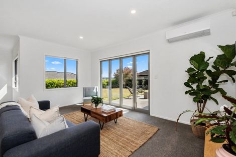 Photo of property in 9 Miranda Place, Flagstaff, Hamilton, 3210