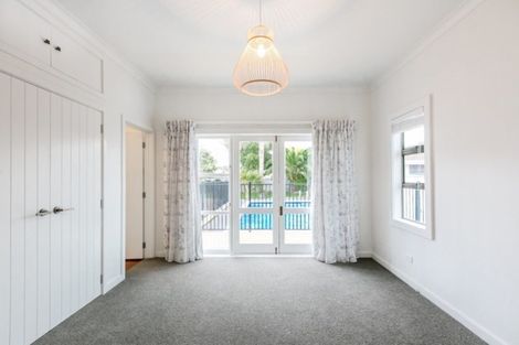 Photo of property in 3 Anzac Avenue, Onekawa, Napier, 4110