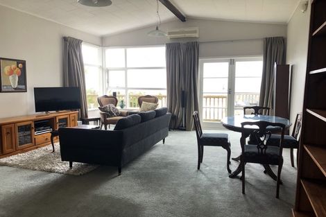 Photo of property in 4 Huntingdon Street, Northland, Wellington, 6012