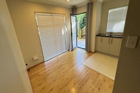 Photo of property in 20 Opal Avenue, Pakuranga, Auckland, 2010