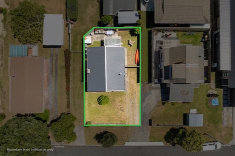 Photo of property in 109a Linton Crescent, Whangamata, 3620