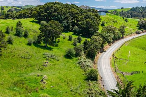 Photo of property in 278 Griffin Road, Maungaturoto, 0583