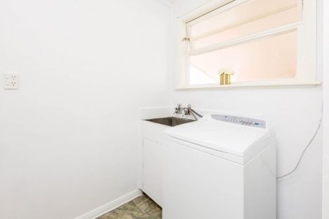 Photo of property in 42 Kashmir Avenue, Clouston Park, Upper Hutt, 5018