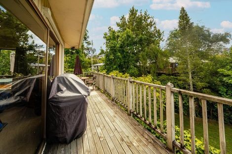 Photo of property in 4 Balfour Road, Manurewa, Auckland, 2102