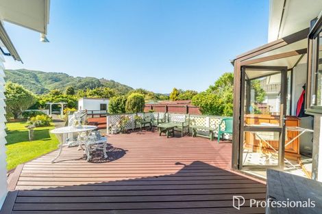 Photo of property in 34 Wellington Road, Wainuiomata, Lower Hutt, 5014