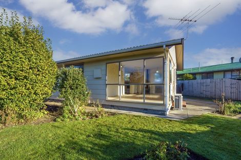 Photo of property in 97 Dunns Avenue, The Pines Beach, 7630