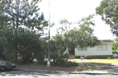 Photo of property in 5 Salamanca Road, Sunnynook, Auckland, 0620