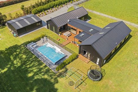 Photo of property in 355 Waitoki Road, Waitoki, Kaukapakapa, 0871