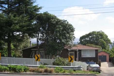 Photo of property in 115 View Road, Sunnyvale, Auckland, 0612
