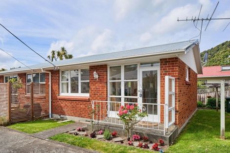 Photo of property in 417 Muritai Road, Eastbourne, Lower Hutt, 5013