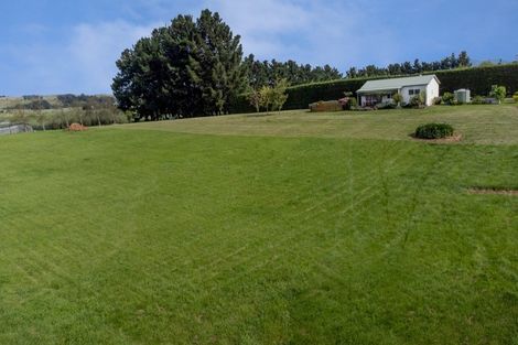 Photo of property in 16 Campbell Drive, Martinborough, 5711