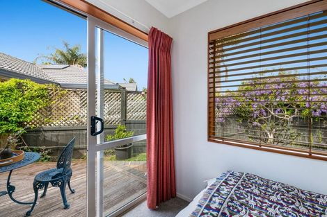 Photo of property in 47 Red Hibiscus Road, Stanmore Bay, Whangaparaoa, 0932
