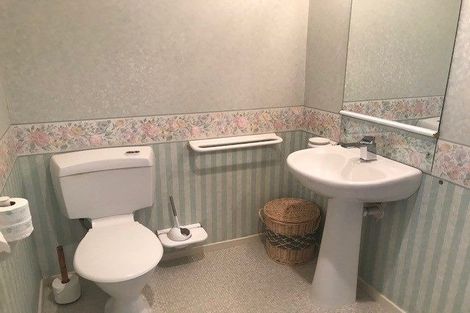 Photo of property in 22a High Street, Balclutha, 9230