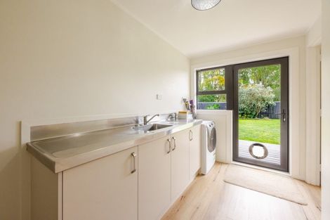 Photo of property in 19 Francis Drake Street, Waipukurau, 4200