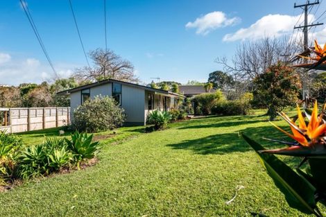 Photo of property in 13 Puriri Road, Oneroa, Waiheke Island, 1081