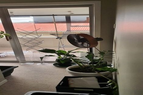 Photo of property in 33 Ernest Street, Ranui, Porirua, 5024