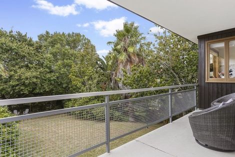 Photo of property in 10 Sandford Street, Campbells Bay, Auckland, 0630