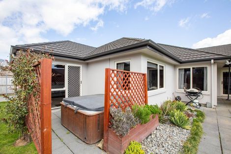 Photo of property in 33 Grace Avenue, Rototuna North, Hamilton, 3210