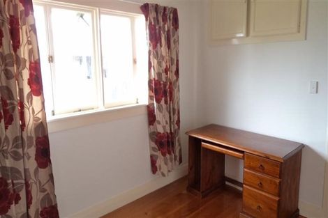 Photo of property in 81 Taikata Road, Te Atatu Peninsula, Auckland, 0610