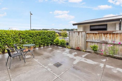 Photo of property in 2 Paiawa Way, Pyes Pa, Tauranga, 3110