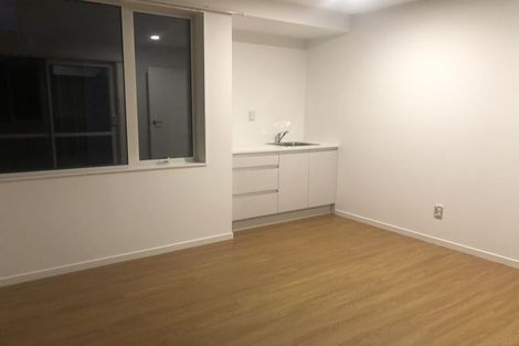 Photo of property in 19 Caldera Drive, Long Bay, Auckland, 0630