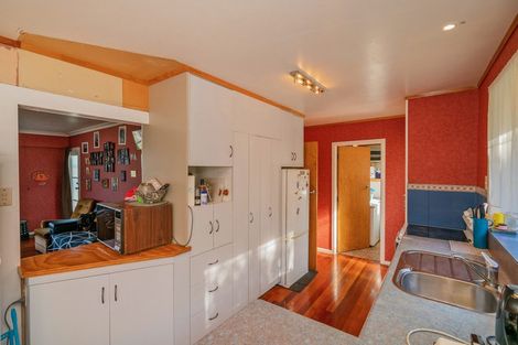 Photo of property in 12 Claremont Avenue, Paeroa, 3600