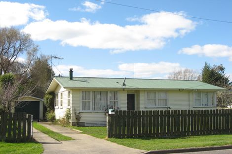 Photo of property in 42a Flower Street, Bulls, 4818