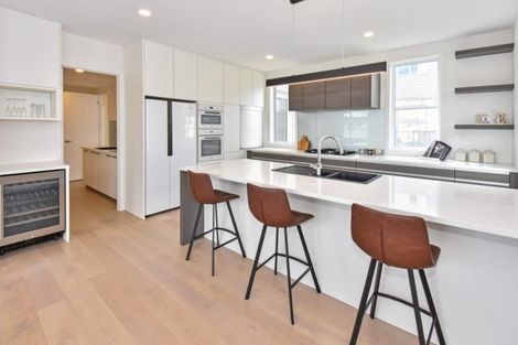 Photo of property in 16 Milano Boulevard, Karaka, Papakura, 2113