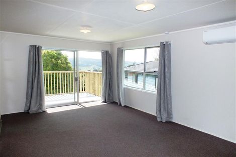 Photo of property in 59 Hillcrest Road, Hatfields Beach, Orewa, 0931