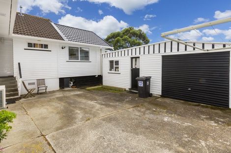 Photo of property in 44 Dowling Grove, Silverstream, Upper Hutt, 5019