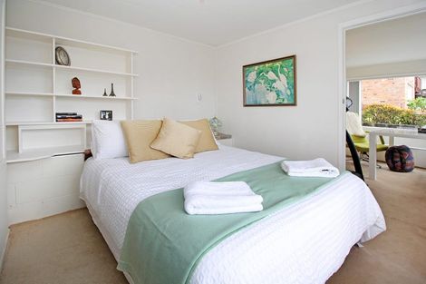 Photo of property in 37 Larne Avenue, Pakuranga Heights, Auckland, 2010