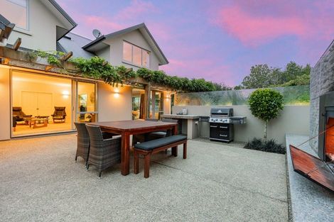 Photo of property in 2 Railway Lane, Outram, 9019