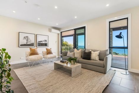 Photo of property in 236 Vipond Road, Stanmore Bay, Whangaparaoa, 0932