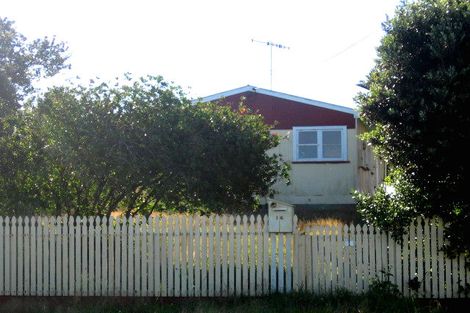 Photo of property in 16 Koromiko Street, Otaki Beach, Otaki, 5512