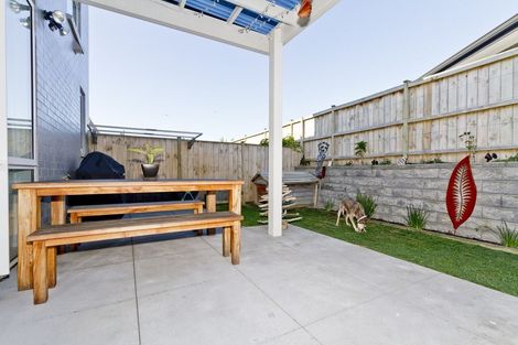 Photo of property in 3 Couldrey Crescent, Red Beach, 0932