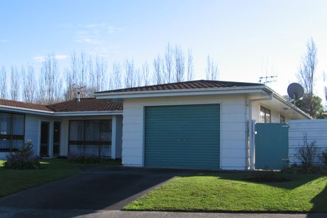 Photo of property in 7a Purdie Place, Milson, Palmerston North, 4414