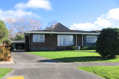 Photo of property in 1 Geraldine Crescent, Cloverlea, Palmerston North, 4412