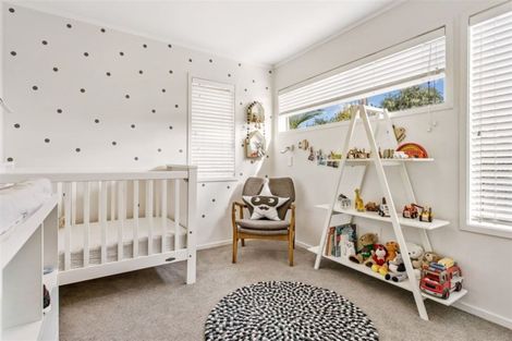 Photo of property in 12 Pine Terrace, Howick, Auckland, 2014