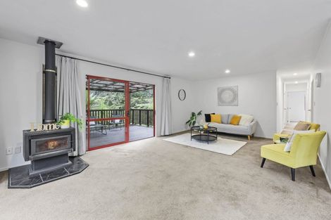 Photo of property in 15a Katrina Place, Massey, Auckland, 0614