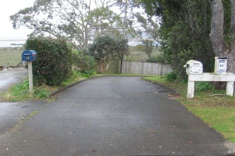 Photo of property in 16 Pine Park Road, Onerahi, Whangarei, 0110