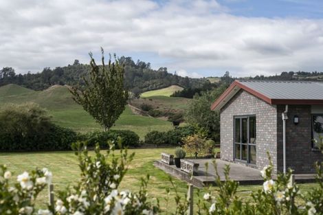 Photo of property in 2/210 Aspin Road, Cambridge, 3496