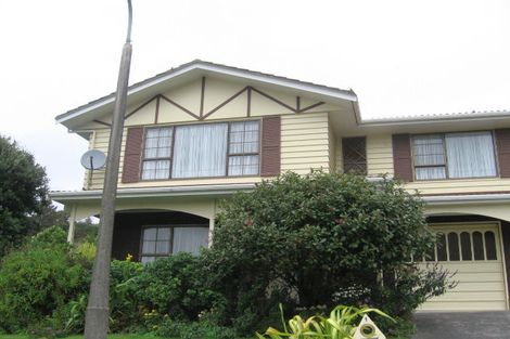 Photo of property in 1 Brasenose Place, Tawa, Wellington, 5028